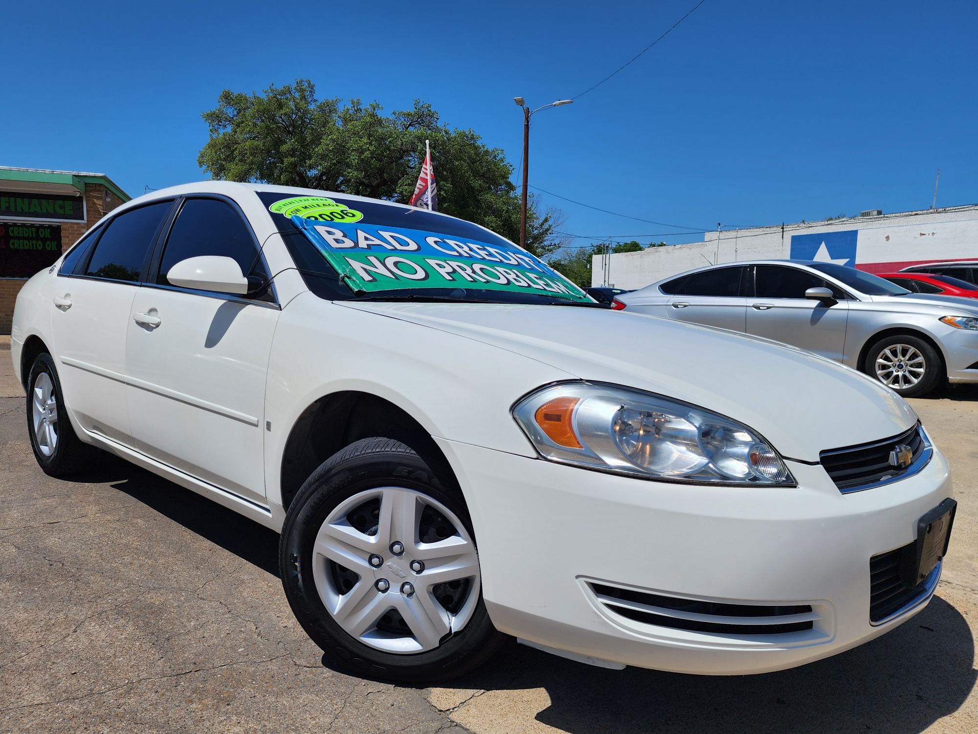 2006 WHITE Chevrolet Impala (2G1WB58K069) , located at 2660 S.Garland Avenue, Garland, TX, 75041, (469) 298-3118, 32.885387, -96.656776 - Photo #0